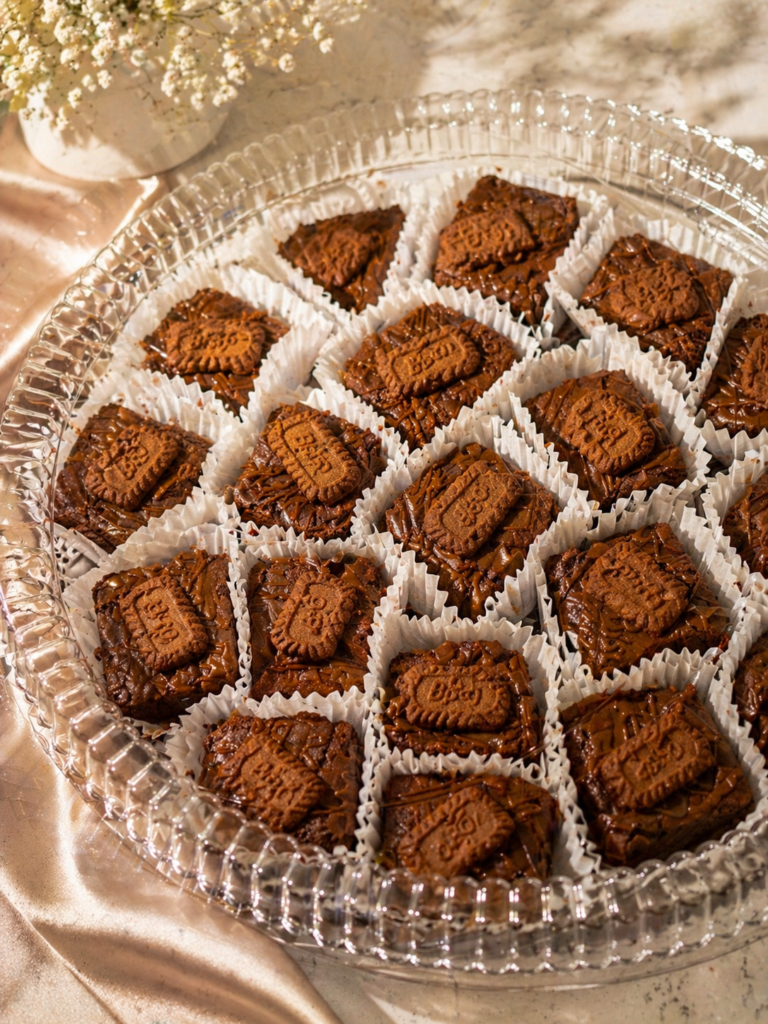 Luxe Bar Catering Collection (24 Pieces)